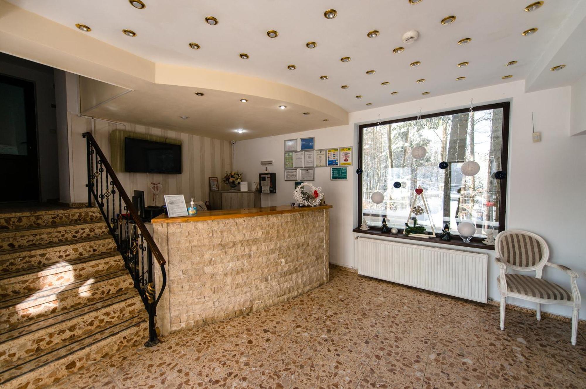 Hotel Hera Предял Екстер'єр фото