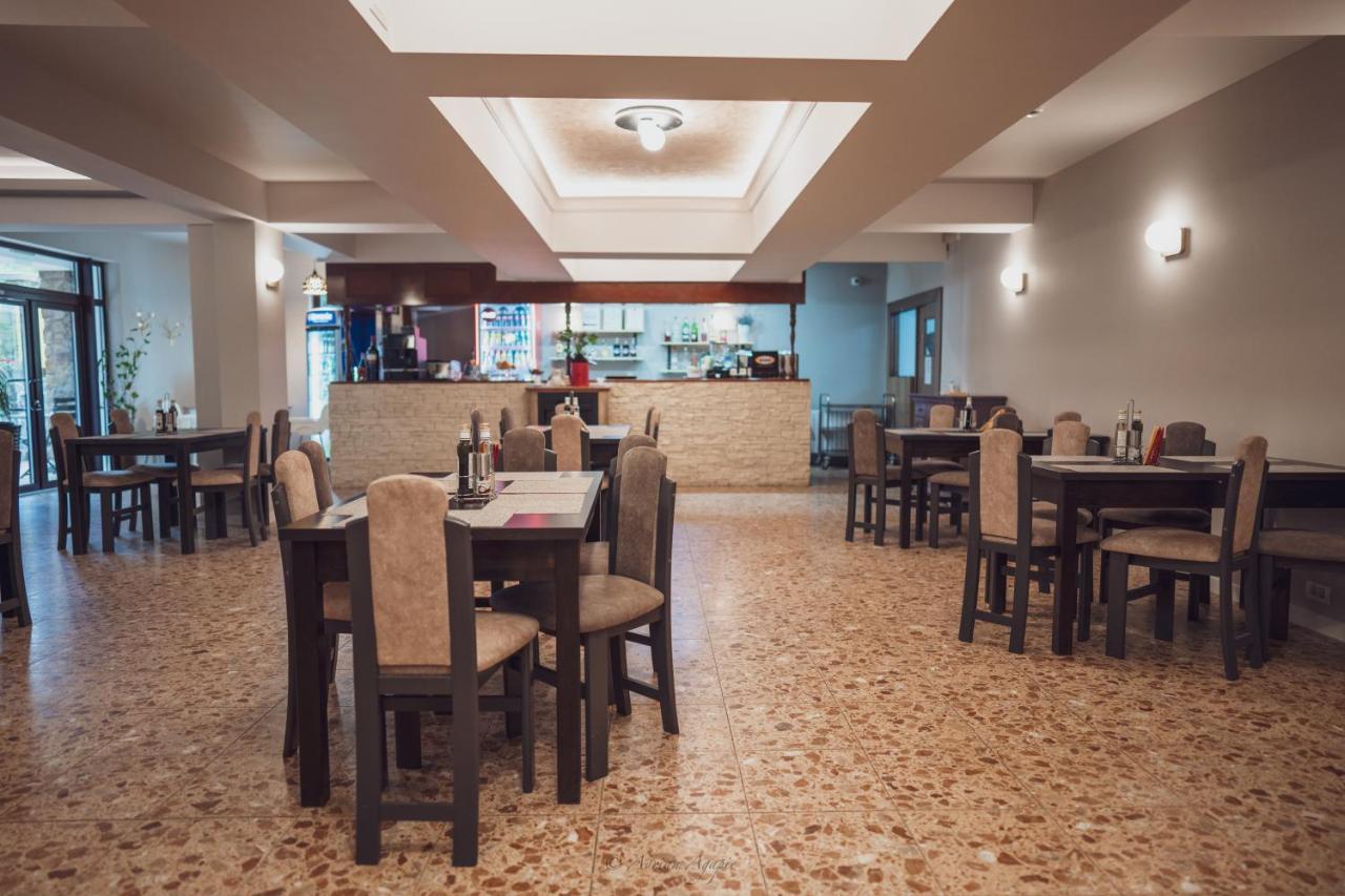 Hotel Hera Предял Екстер'єр фото